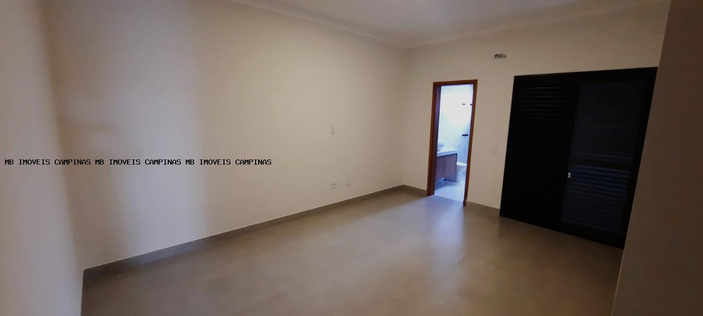 Casa de Condomínio à venda com 3 quartos, 250m² - Foto 19