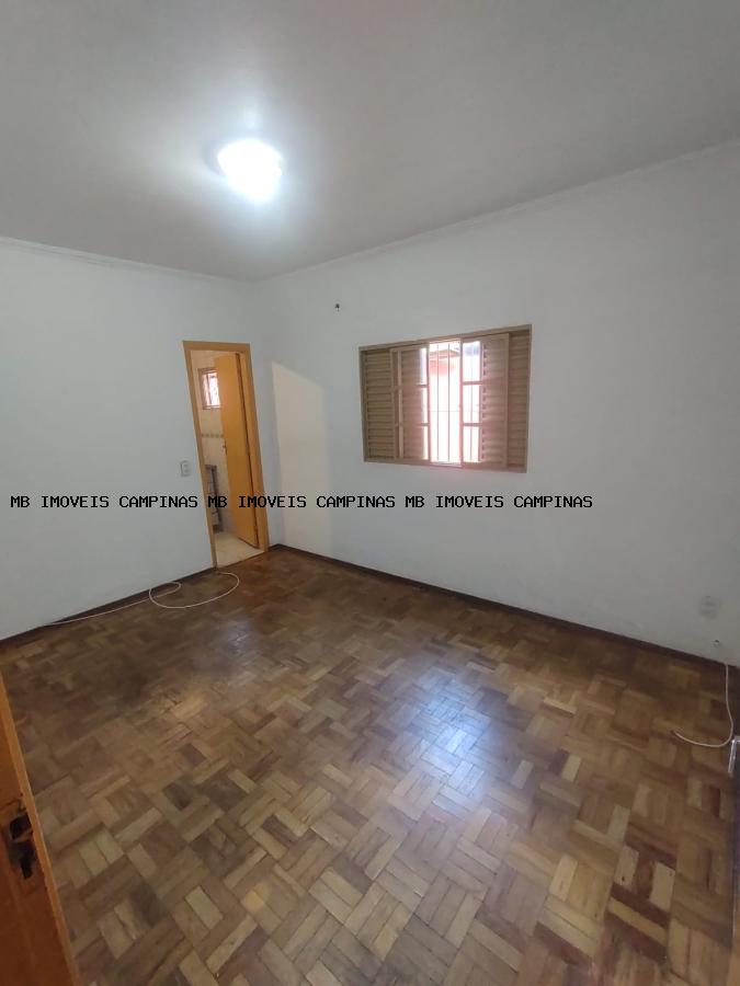 Casa à venda com 5 quartos, 300m² - Foto 7