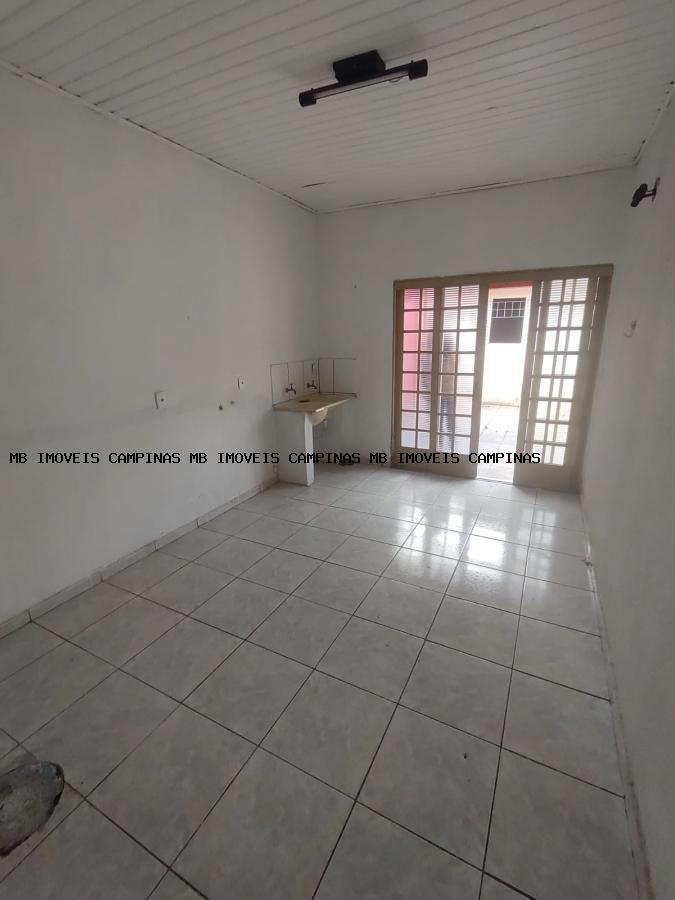 Casa à venda com 5 quartos, 300m² - Foto 16