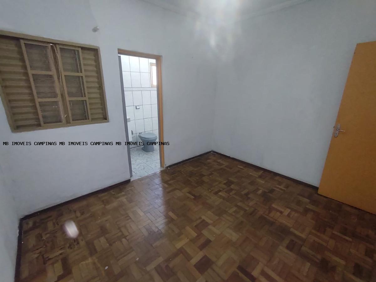 Casa à venda com 5 quartos, 300m² - Foto 10