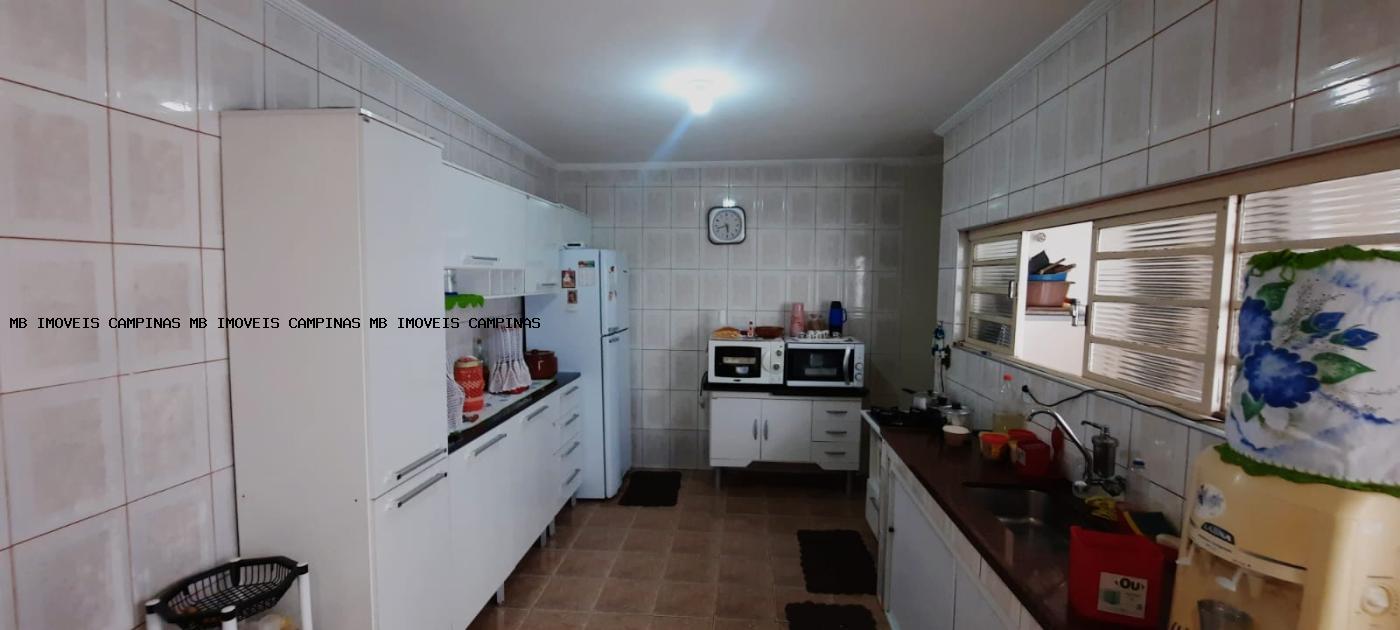 Casa à venda com 3 quartos, 250m² - Foto 12