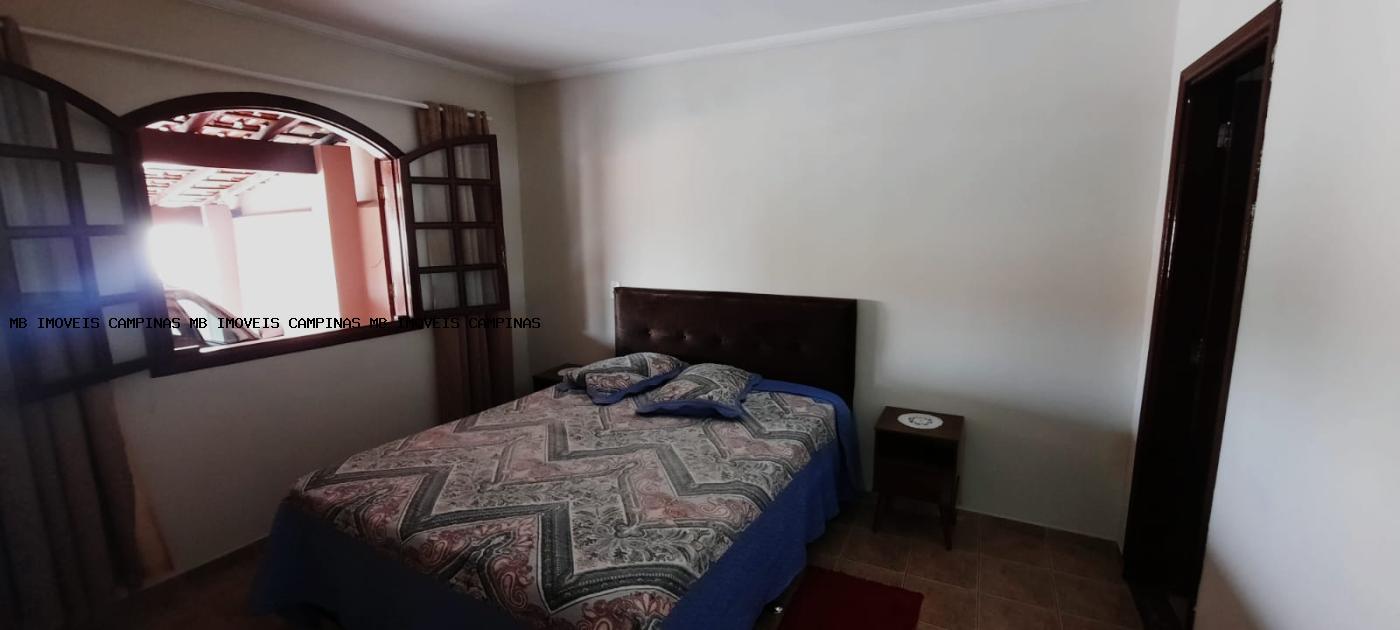 Casa à venda com 3 quartos, 250m² - Foto 17