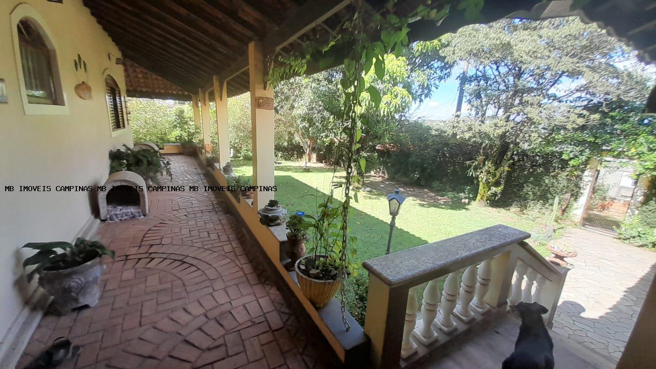 Casa à venda com 3 quartos, 600m² - Foto 4