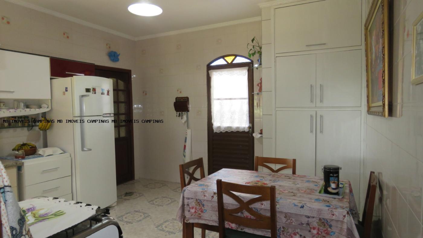 Casa à venda com 3 quartos, 600m² - Foto 18