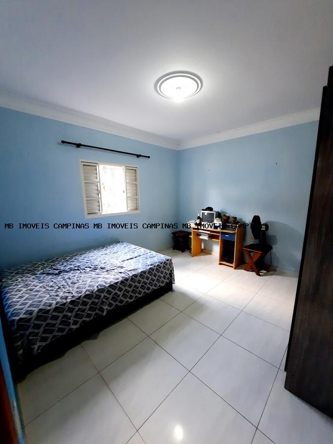 Casa à venda com 2 quartos, 360m² - Foto 9