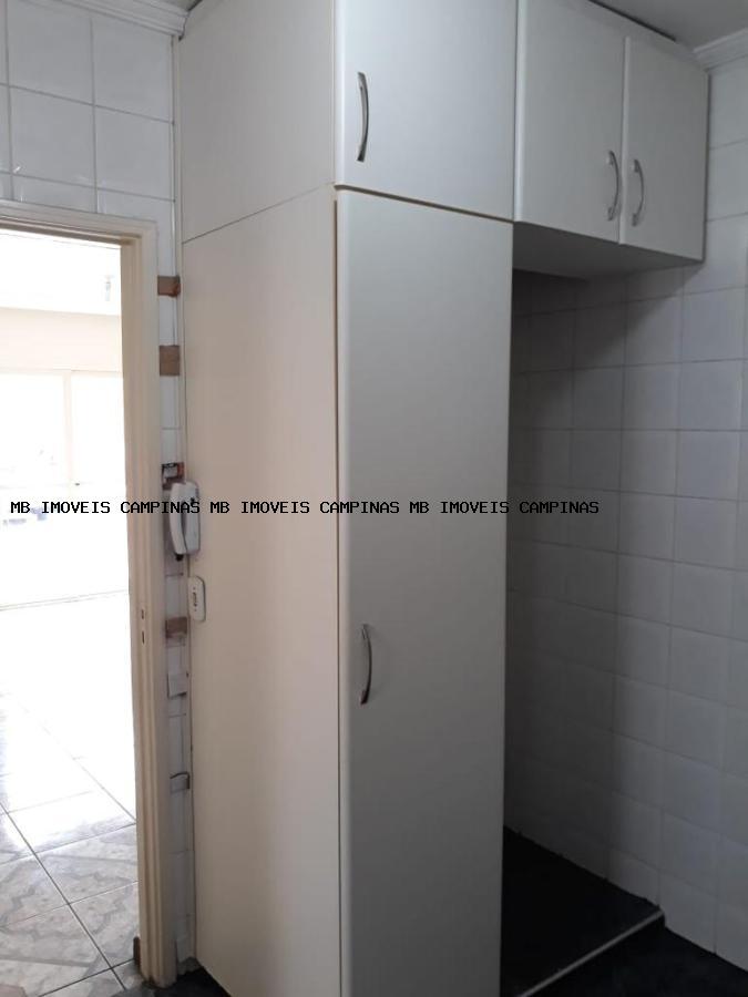 Apartamento à venda com 3 quartos, 72m² - Foto 4