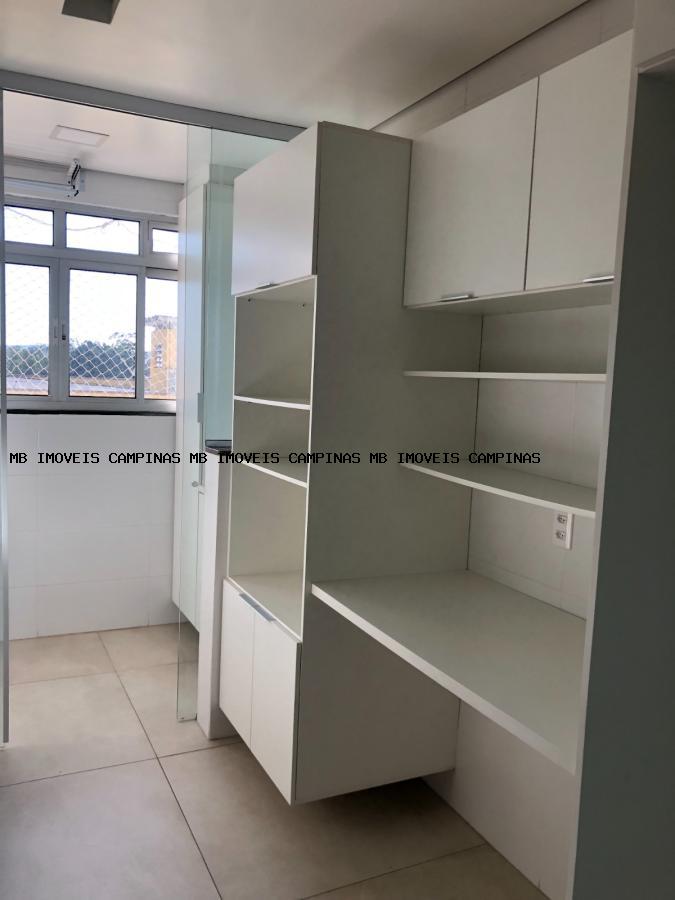 Apartamento à venda com 2 quartos, 70m² - Foto 9