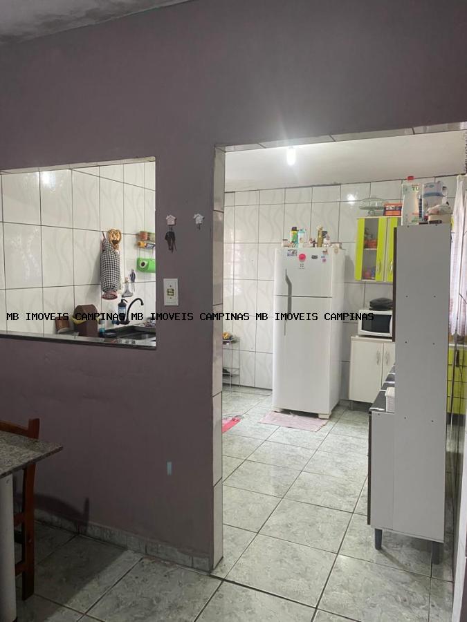 Casa à venda com 5 quartos, 300m² - Foto 4