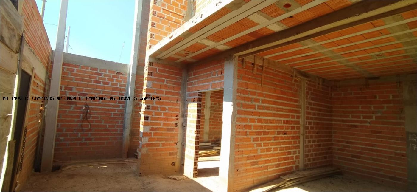 Sobrado à venda com 3 quartos, 149m² - Foto 1