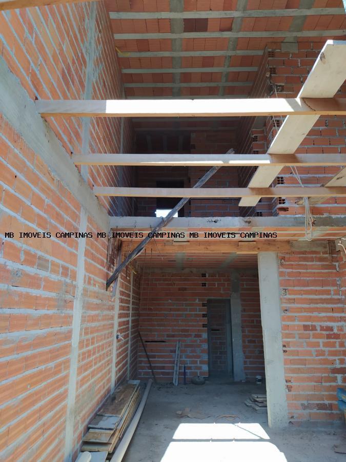 Sobrado à venda com 3 quartos, 149m² - Foto 2