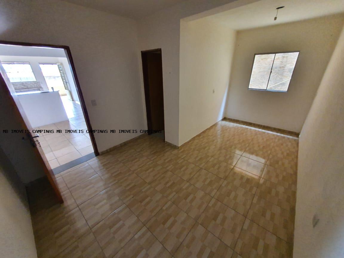 Casa à venda com 6 quartos, 173m² - Foto 11