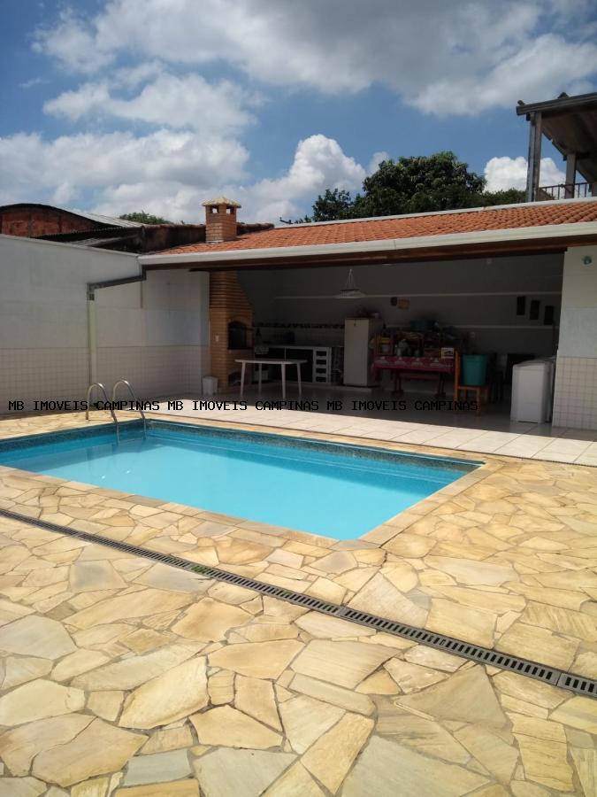 Casa à venda com 3 quartos, 280m² - Foto 1