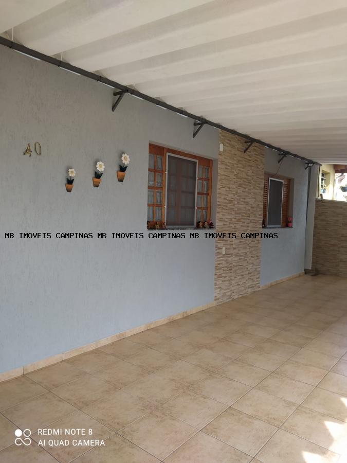 Casa à venda com 3 quartos, 280m² - Foto 2