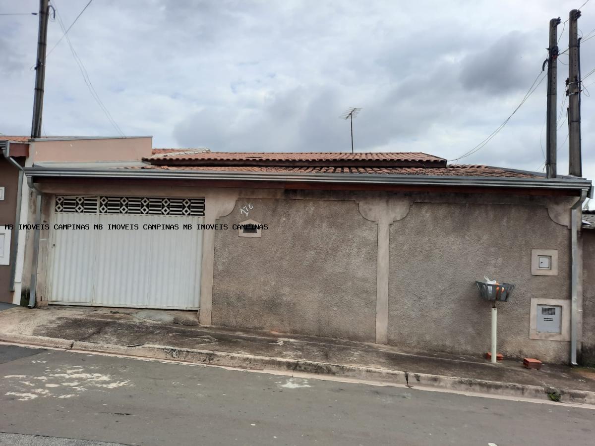 Casa à venda com 2 quartos, 180m² - Foto 2