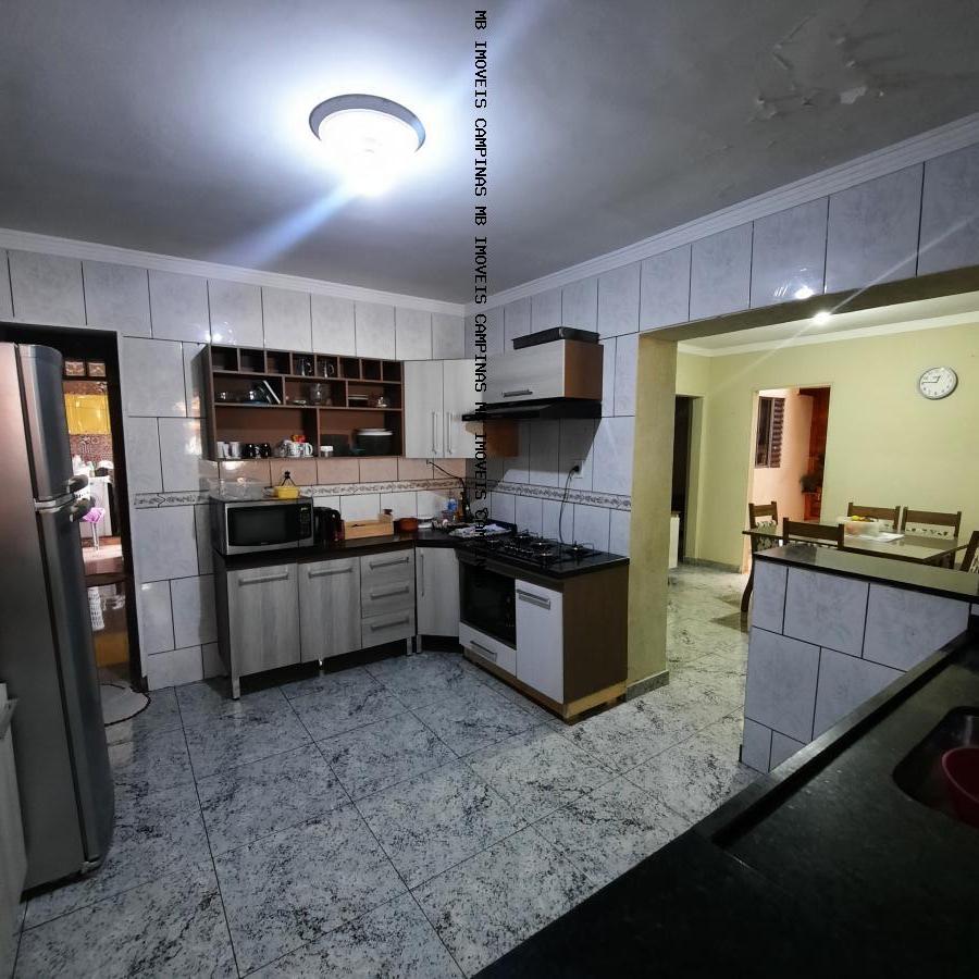 Sobrado à venda com 6 quartos, 300m² - Foto 9