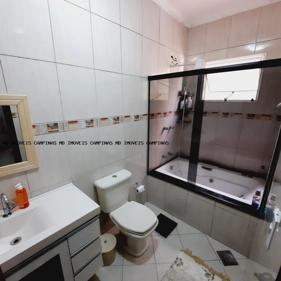 Casa à venda com 3 quartos, 300m² - Foto 18