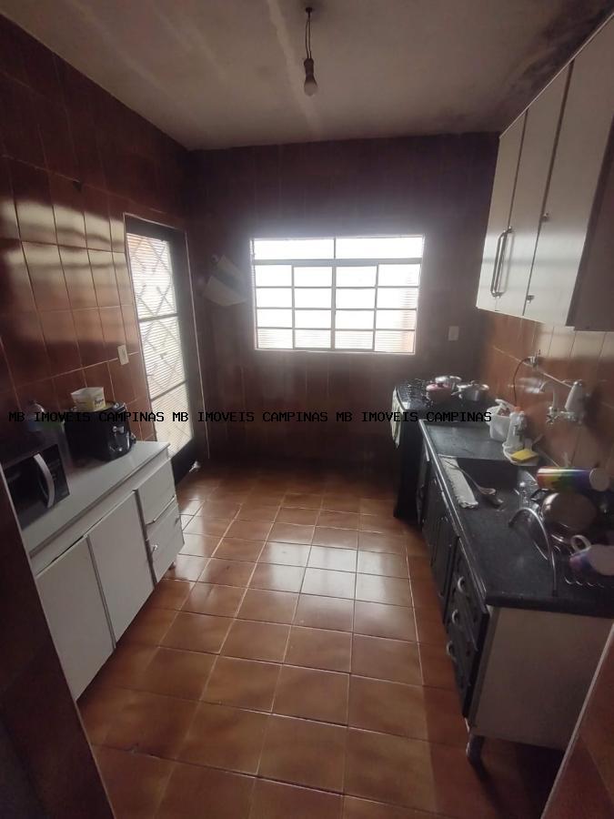 Casa à venda com 3 quartos, 300m² - Foto 5