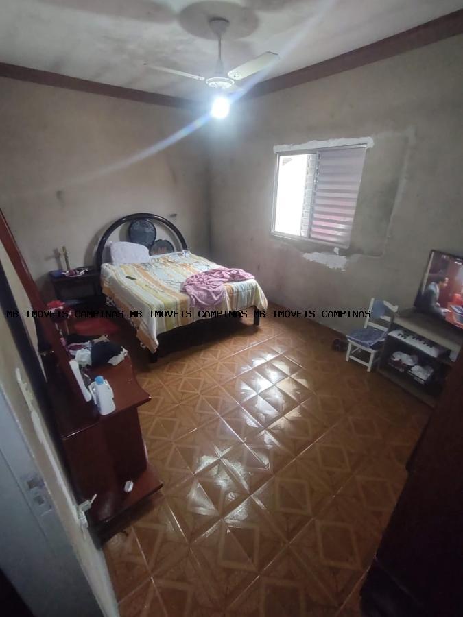 Casa à venda com 3 quartos, 300m² - Foto 7