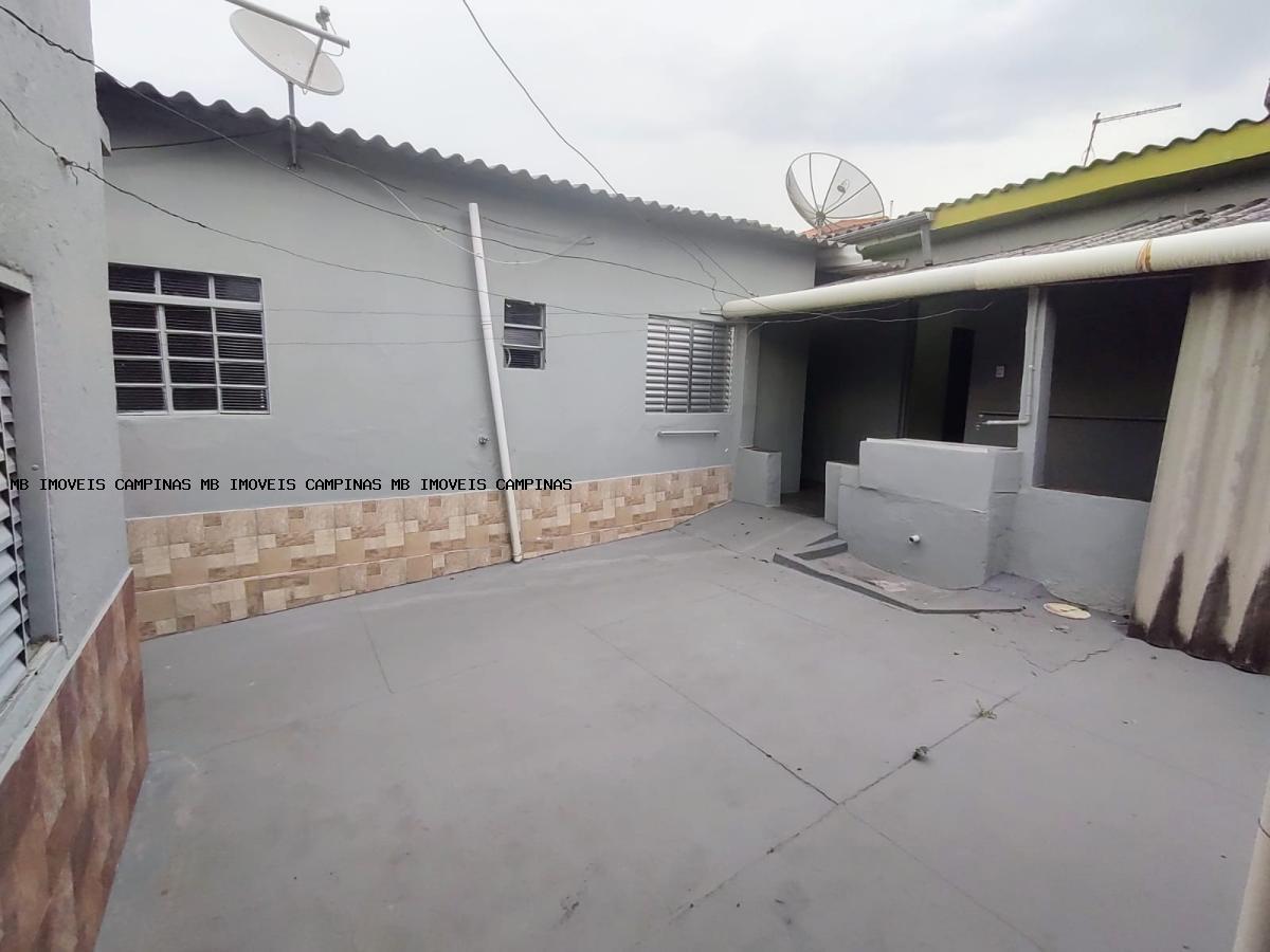 Casa à venda com 6 quartos, 300m² - Foto 15