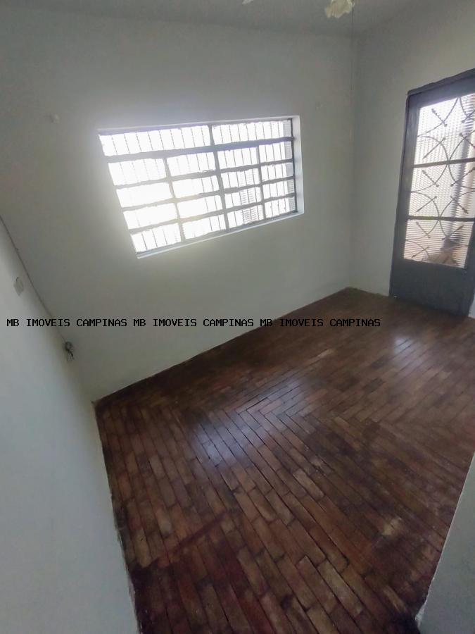 Casa à venda com 5 quartos, 250m² - Foto 5