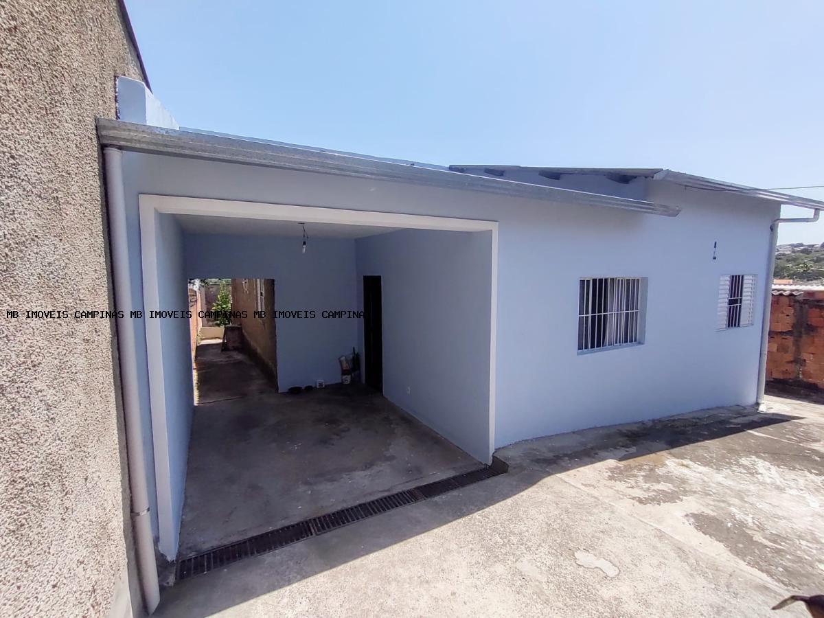 Casa à venda com 3 quartos, 360m² - Foto 1