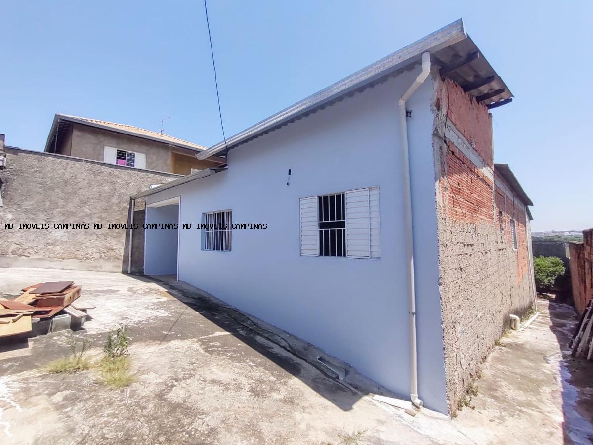 Casa à venda com 3 quartos, 360m² - Foto 2