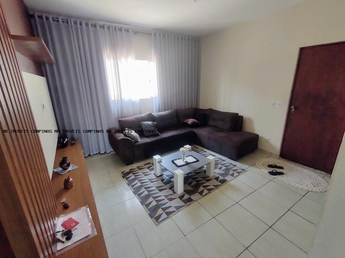 Casa à venda com 3 quartos, 360m² - Foto 4