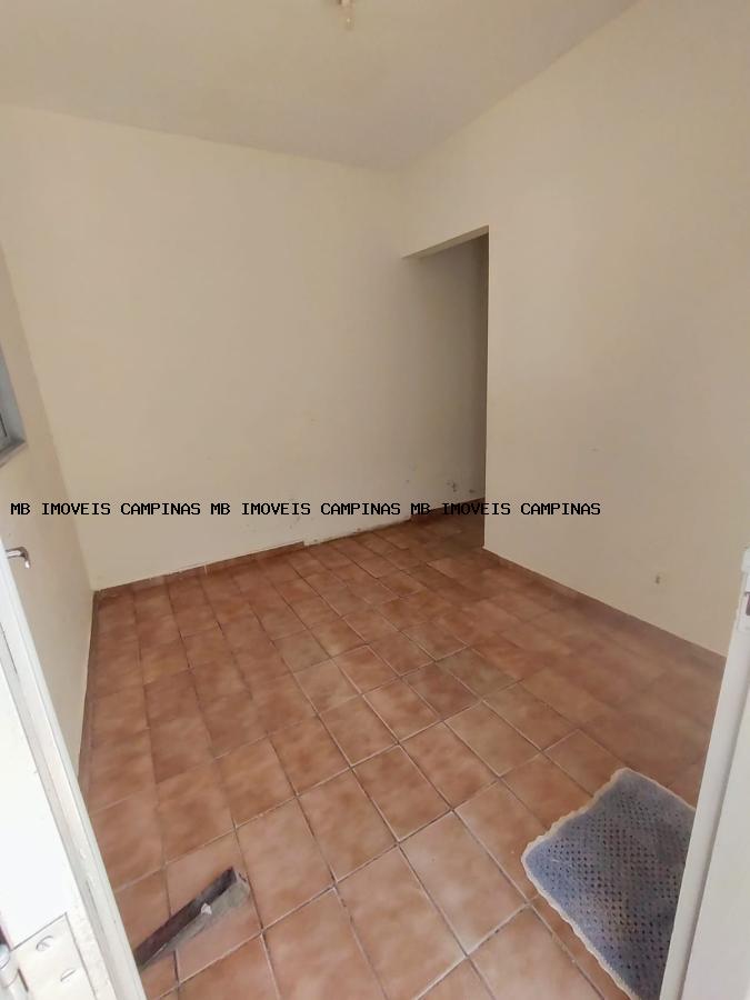 Casa à venda com 3 quartos, 150m² - Foto 3