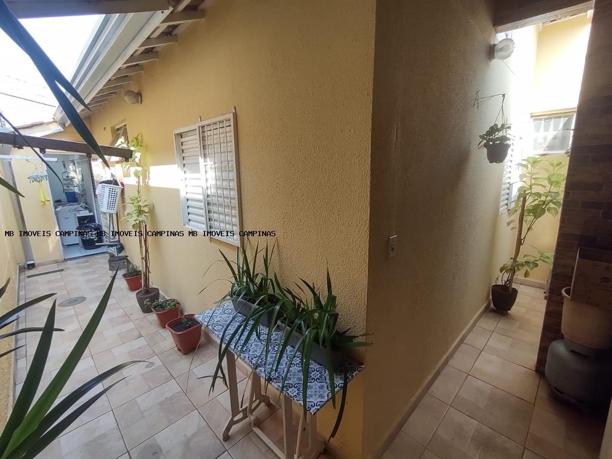 Casa à venda com 3 quartos, 126m² - Foto 16