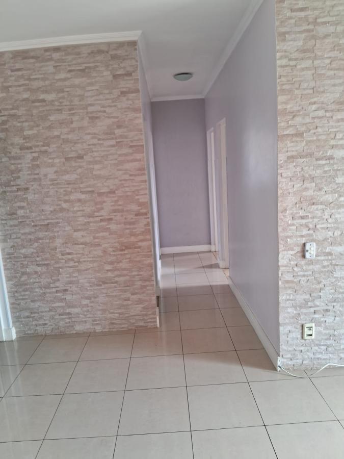 Apartamento à venda com 3 quartos, 72m² - Foto 2