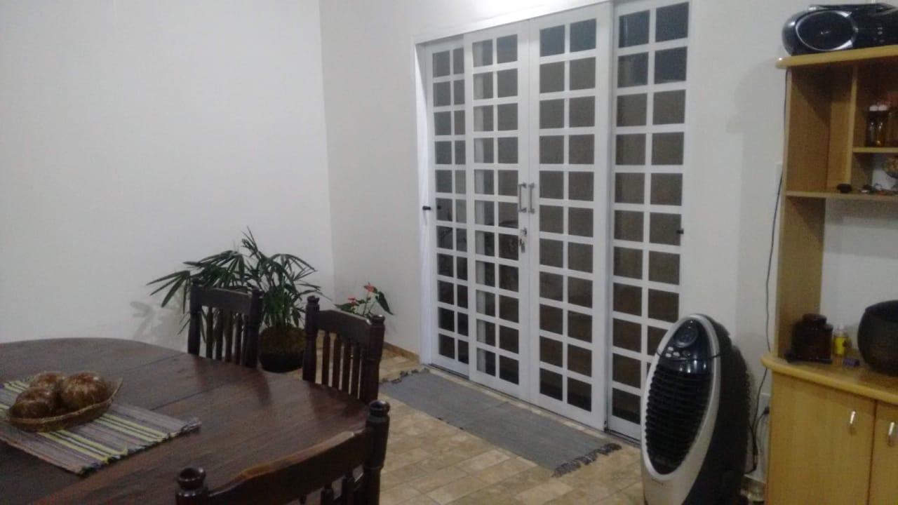 Casa à venda com 3 quartos, 300m² - Foto 14