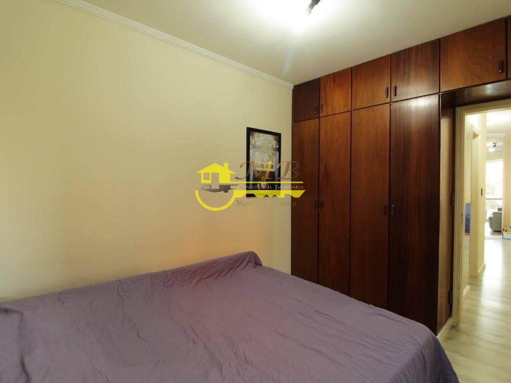 Apartamento à venda com 3 quartos, 65m² - Foto 4