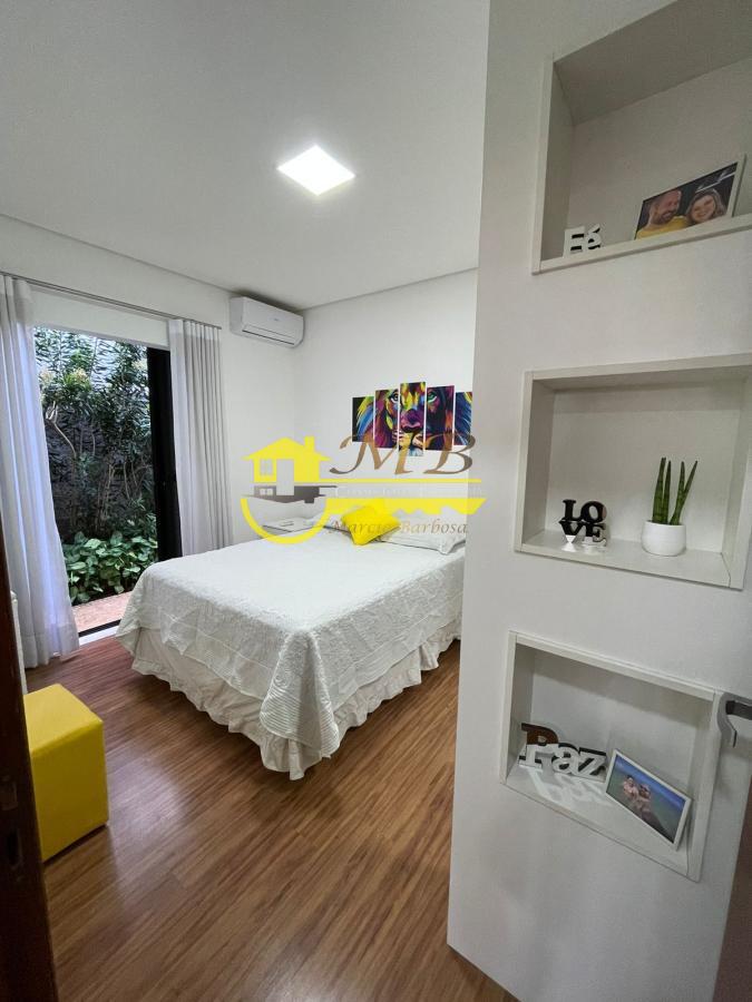 Casa de Condomínio à venda com 3 quartos, 250m² - Foto 15