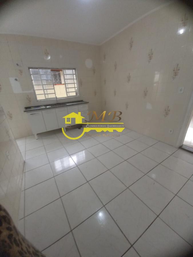 Casa à venda com 3 quartos, 250m² - Foto 3