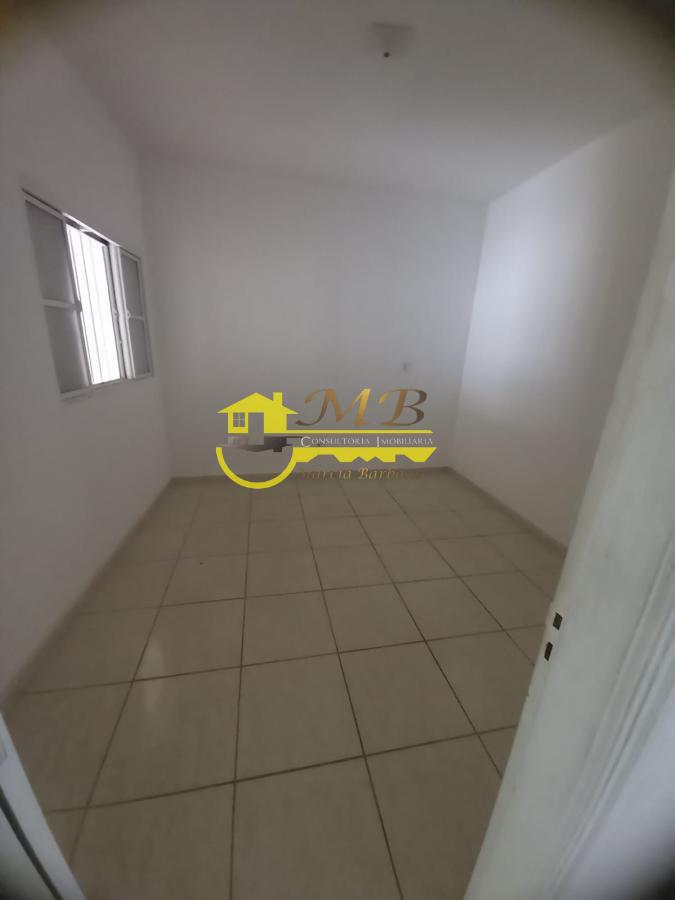 Casa à venda com 3 quartos, 250m² - Foto 8