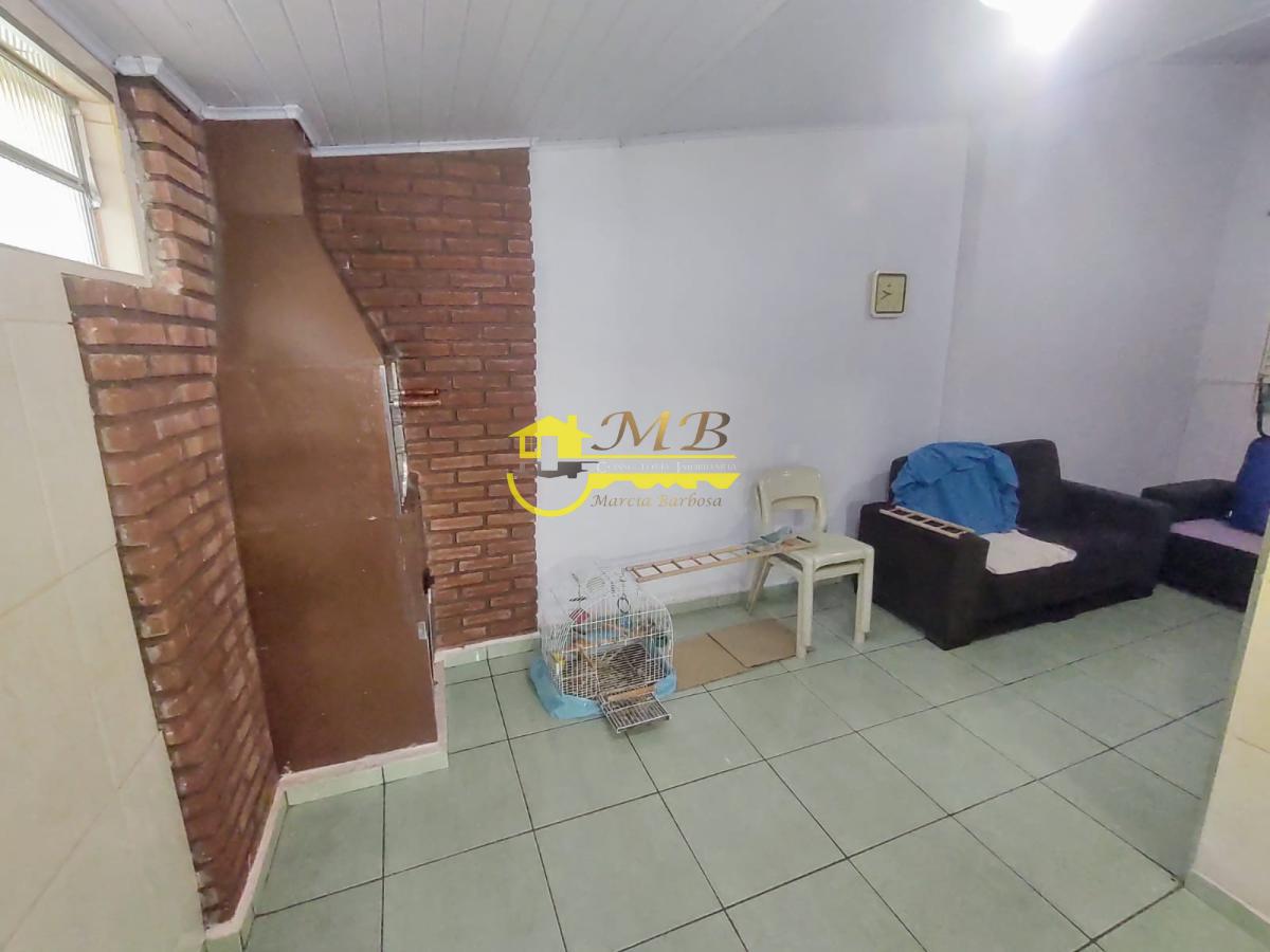 Casa à venda com 4 quartos, 290m² - Foto 11