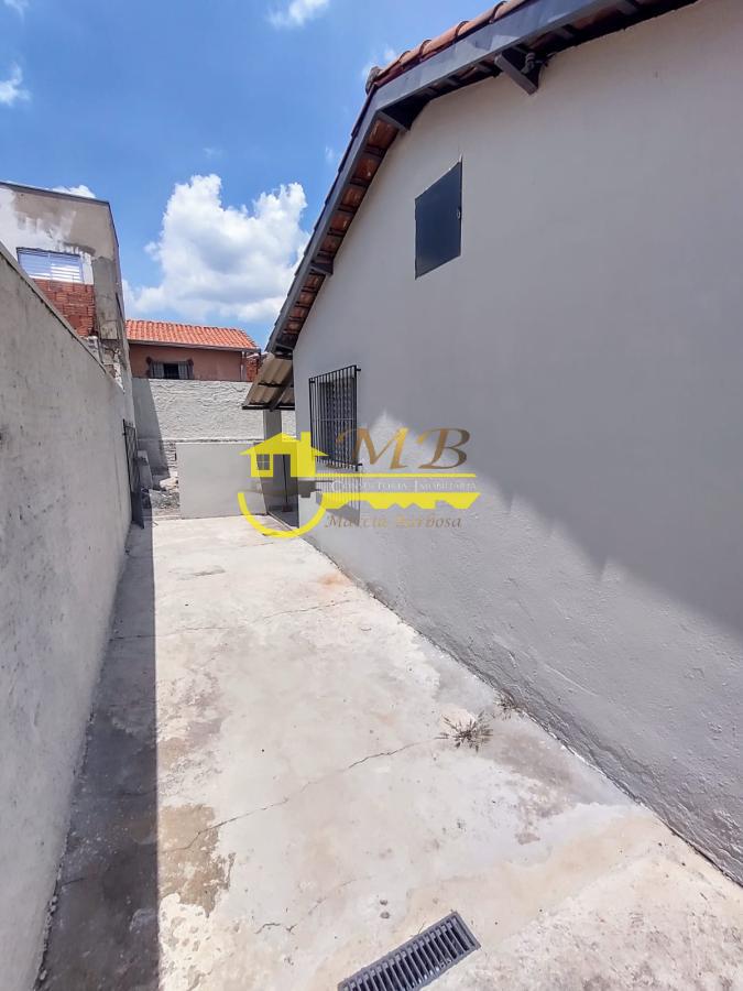 Casa à venda com 2 quartos, 250m² - Foto 4