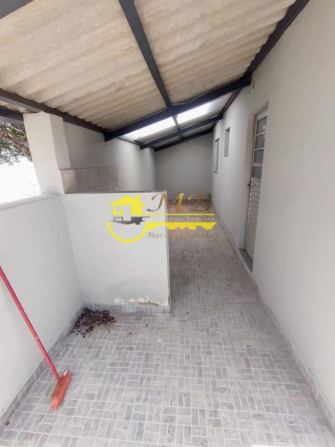 Casa à venda com 2 quartos, 250m² - Foto 13