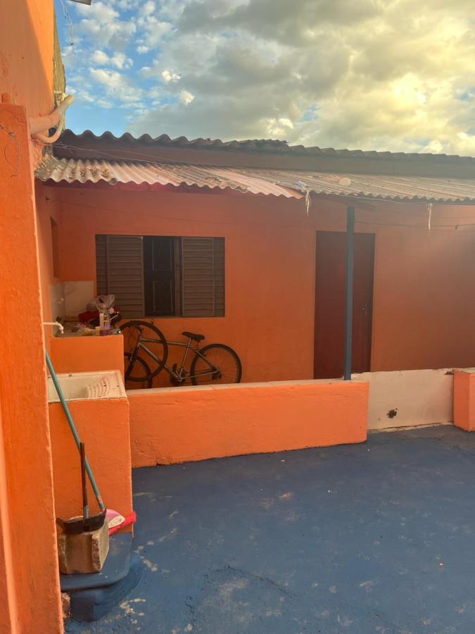 Casa à venda com 6 quartos, 300m² - Foto 2