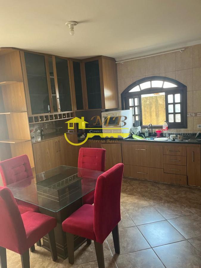 Casa à venda com 3 quartos, 300m² - Foto 11