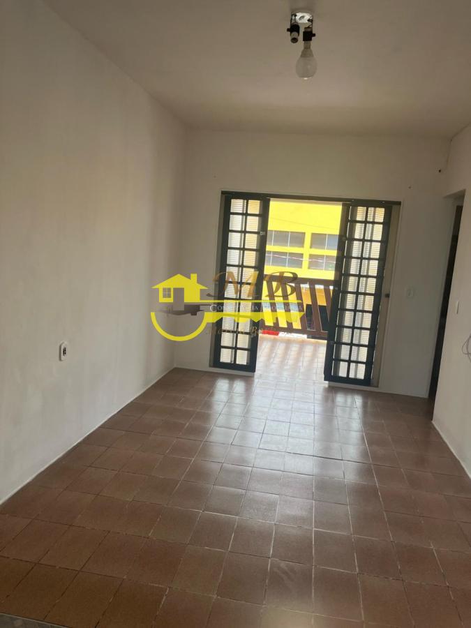 Casa à venda com 3 quartos, 300m² - Foto 19