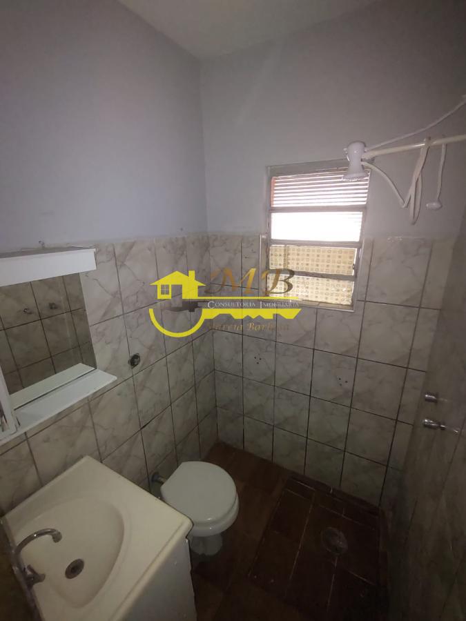 Casa à venda com 4 quartos, 250m² - Foto 14