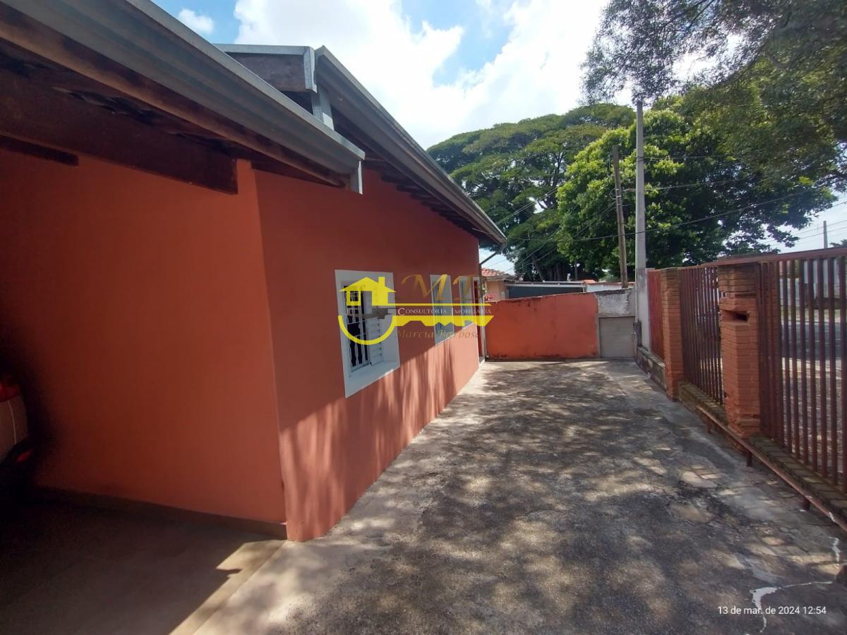 Casa à venda com 5 quartos, 360m² - Foto 2