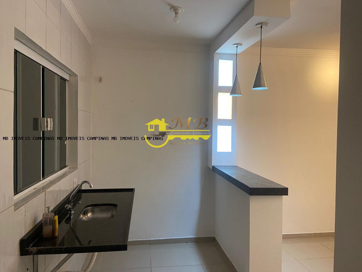 Casa à venda com 7 quartos, 250m² - Foto 4