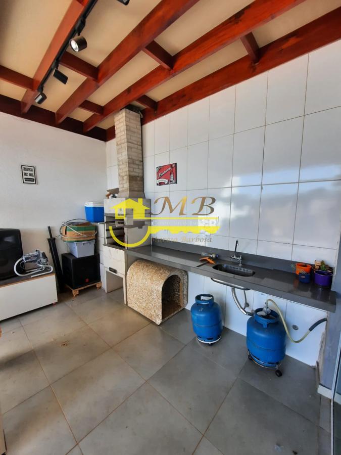 Casa à venda com 7 quartos, 250m² - Foto 15