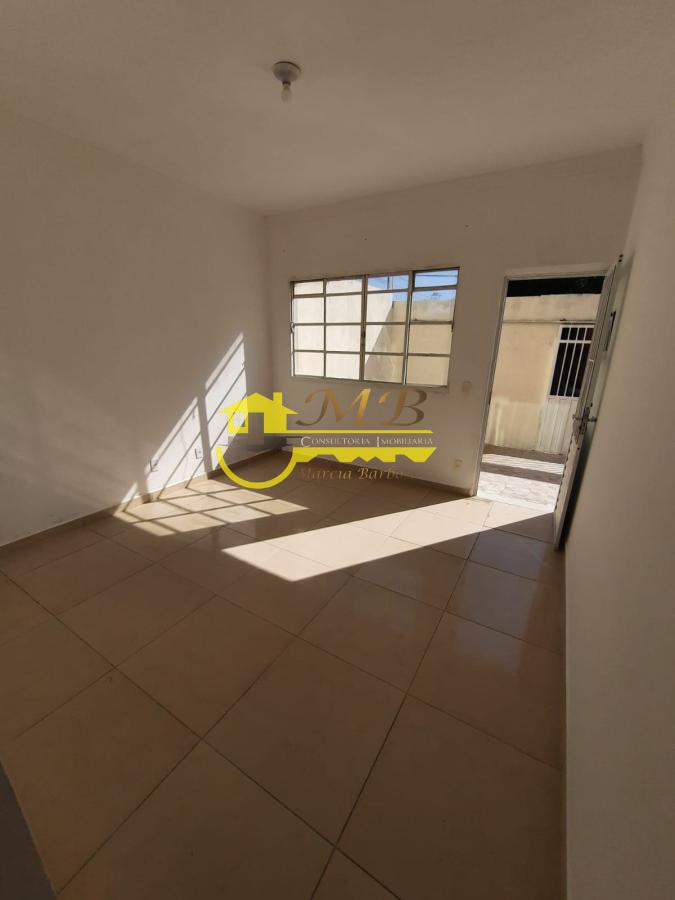 Casa à venda com 7 quartos, 250m² - Foto 38