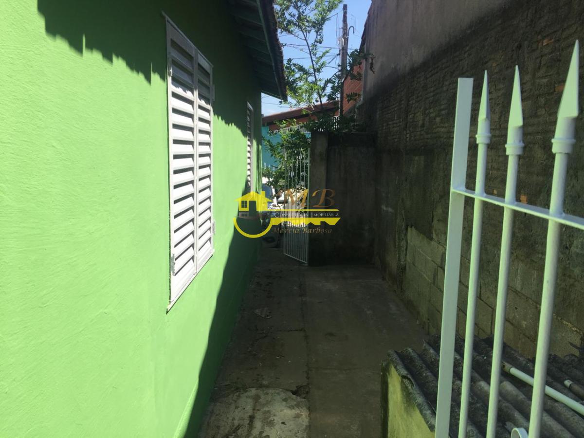 Casa à venda com 2 quartos, 200m² - Foto 8