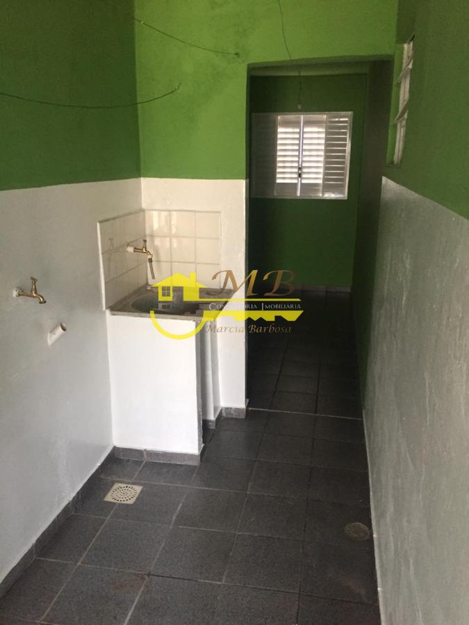 Casa à venda com 2 quartos, 200m² - Foto 12