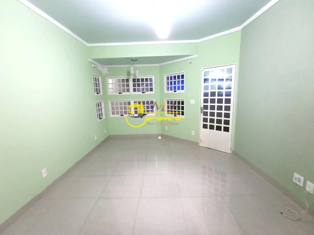 Casa à venda com 2 quartos, 182m² - Foto 4