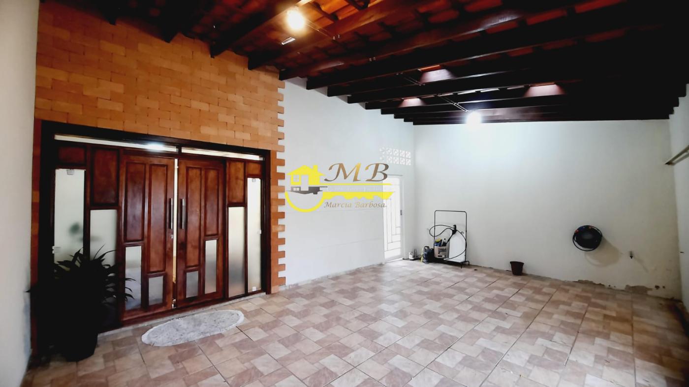 Casa à venda com 2 quartos, 126m² - Foto 1